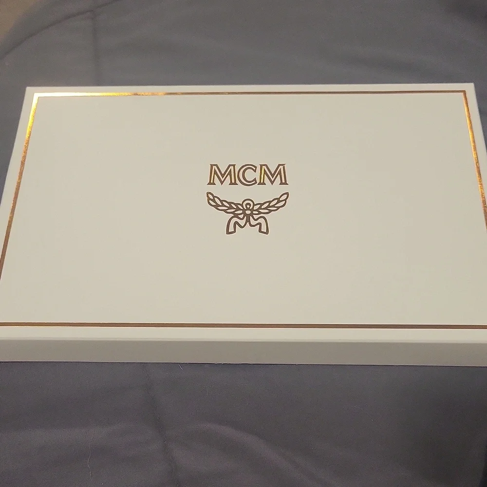 MCM Pink Duo  Logo Envelope Clutch New And Boxed Leather Unbraided Chain